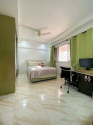 Blk 330 Bukit Batok Street 33 (Bukit Batok), HDB Executive #633879081